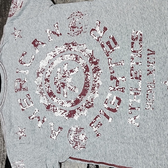 AMERICAN FIGHTER TRAINING DIVISION GRAY MAROON RAISED LOGO GRAPHIC CREW-NECK TEE - Picture 12 of 14